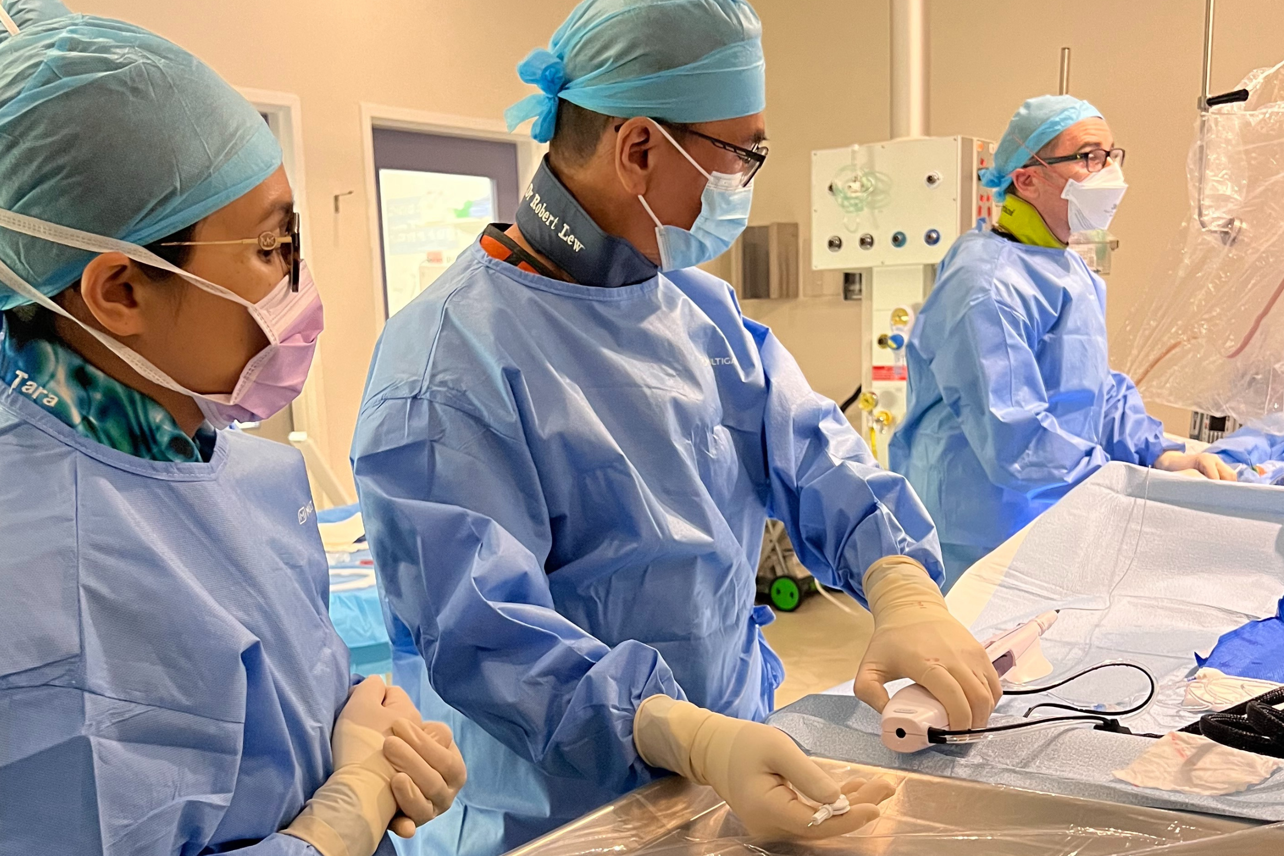 Cath Lab team using the Rotablator